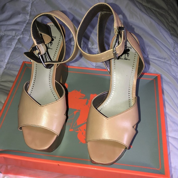 Circus by Sam Edelman Camilla Sandal - Picture 2 of 8